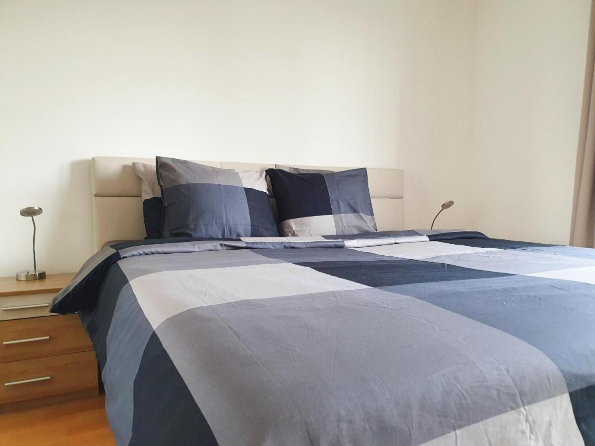 Near Lake Spacious & Furnished Beautiful Appartement *