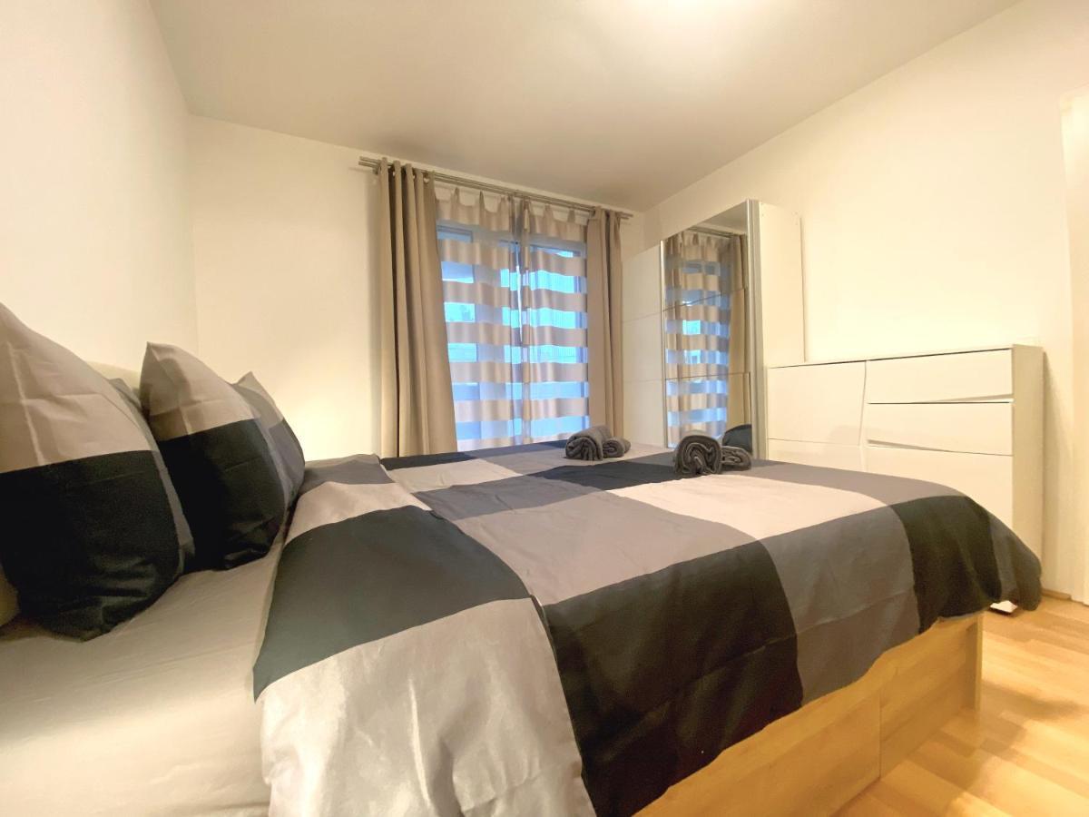Near Lake Spacious & Furnished Beautiful Appartement *